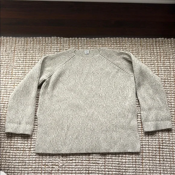 Toteme Sweater - Picture 2 of 9